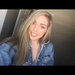 Meet your Posher, Fallon